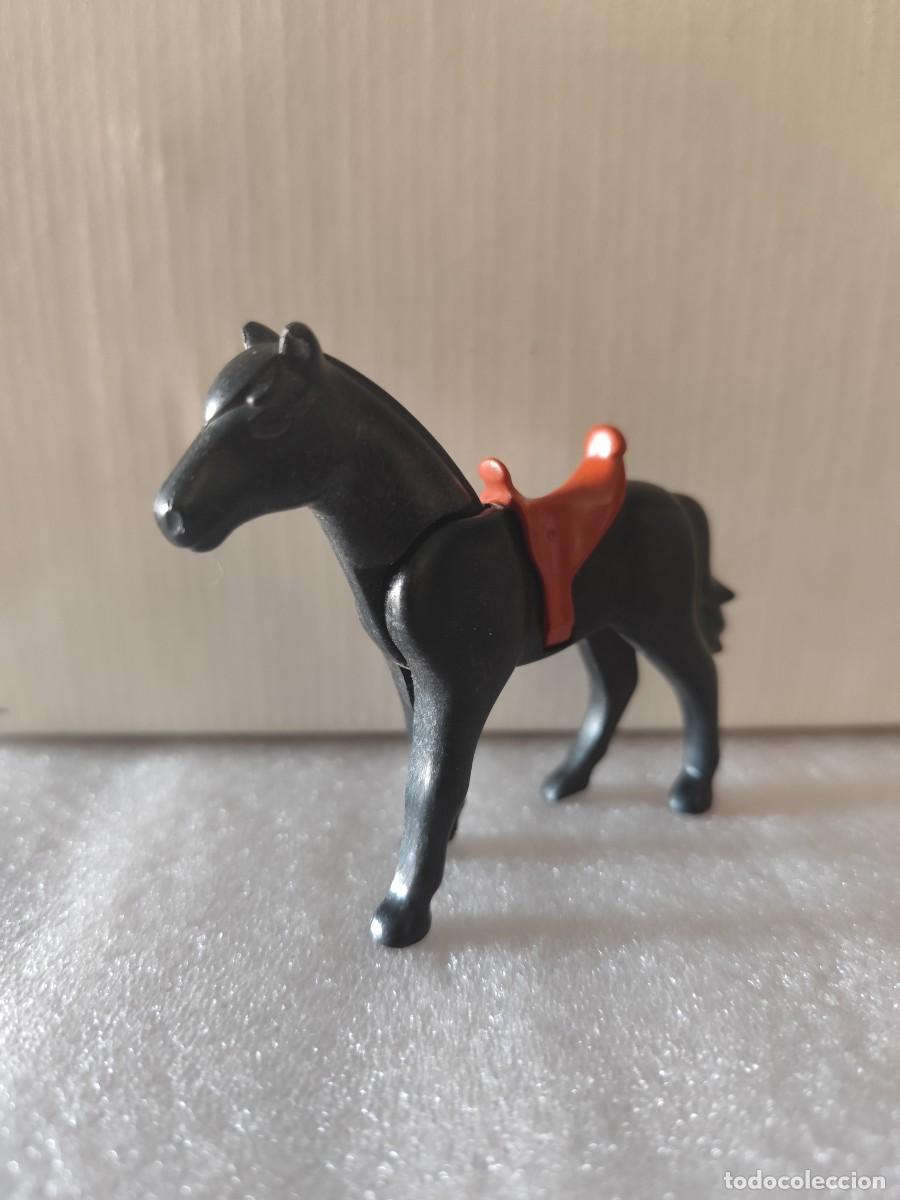Playmobil: (C) Caballo negro montura marr&oacute;n Playmobil