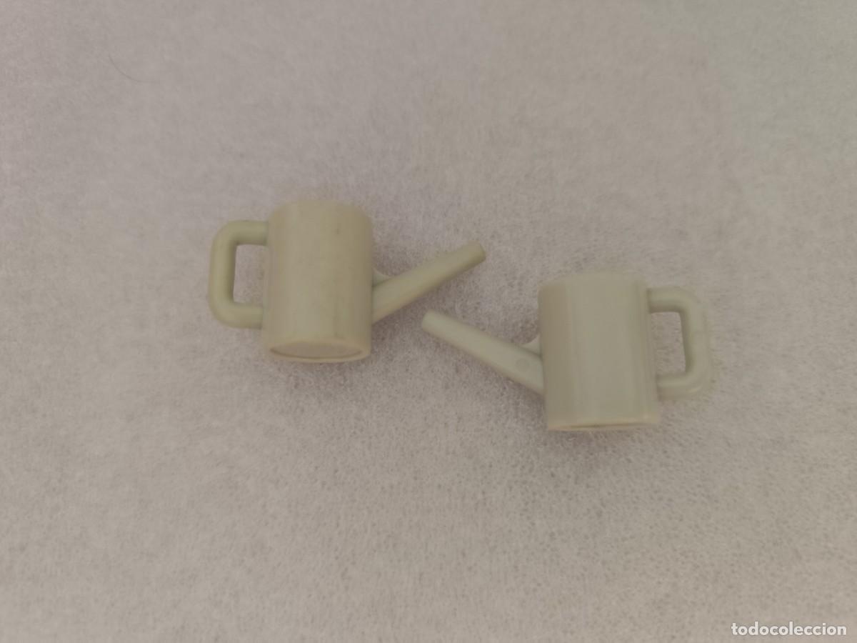 Playmobil: (A) 2 Regadera aceitera taller gris Playmobil