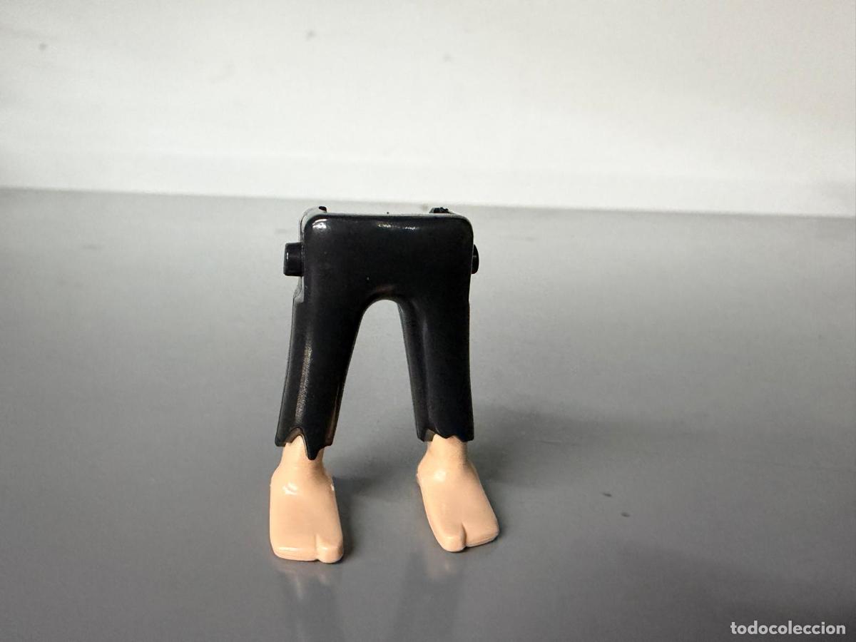 Playmobil: Playmobil piernas negras pies descalzo pantalon pirata negro recambio