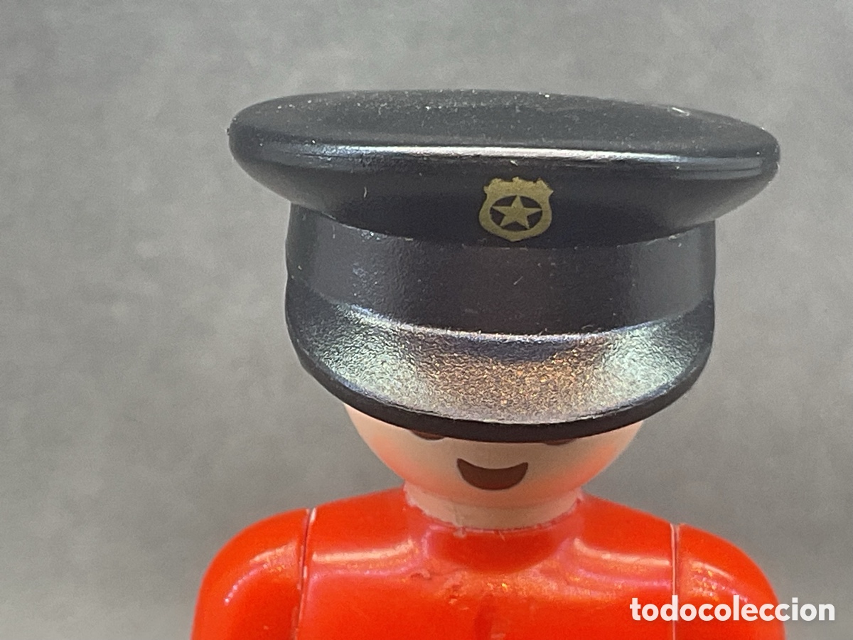 Playmobil: ACCESORIO PLAYMOBIL. GORRA PLATO POLICIA .