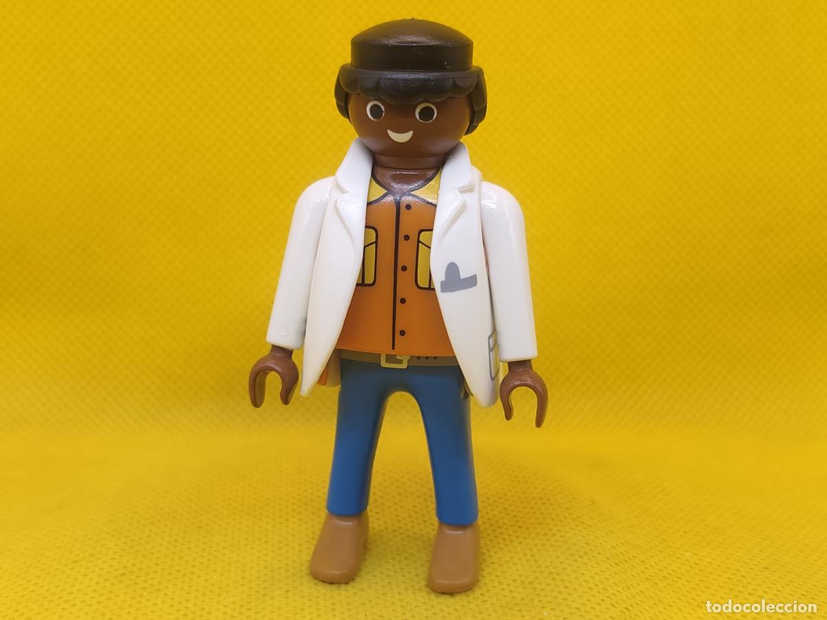 Playmobil: Playmobil M&eacute;dico negro, pediatra