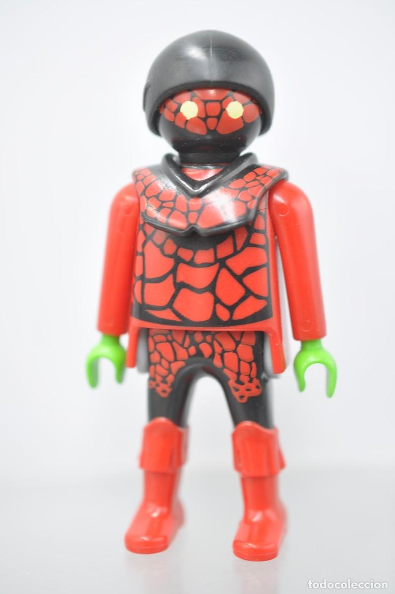Playmobil: WSK107 Playmobil, figura hombre, demonio serie 16