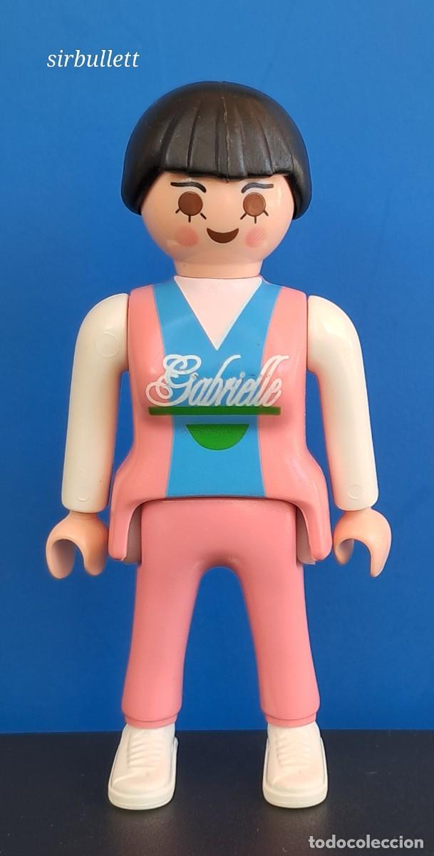 Playmobil: Figura mujer Chandal Rosa. Playmobil