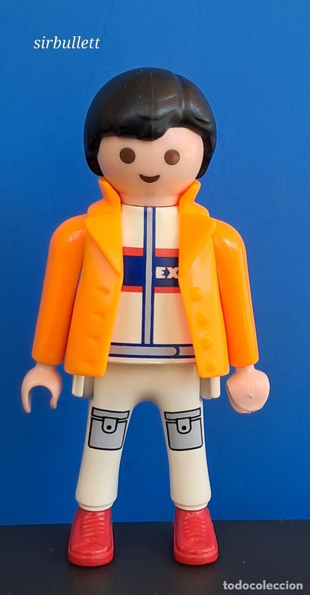 Playmobil: Figura Hombre Chaqueta naranja. Playmobil. Piloto Mec&aacute;nico