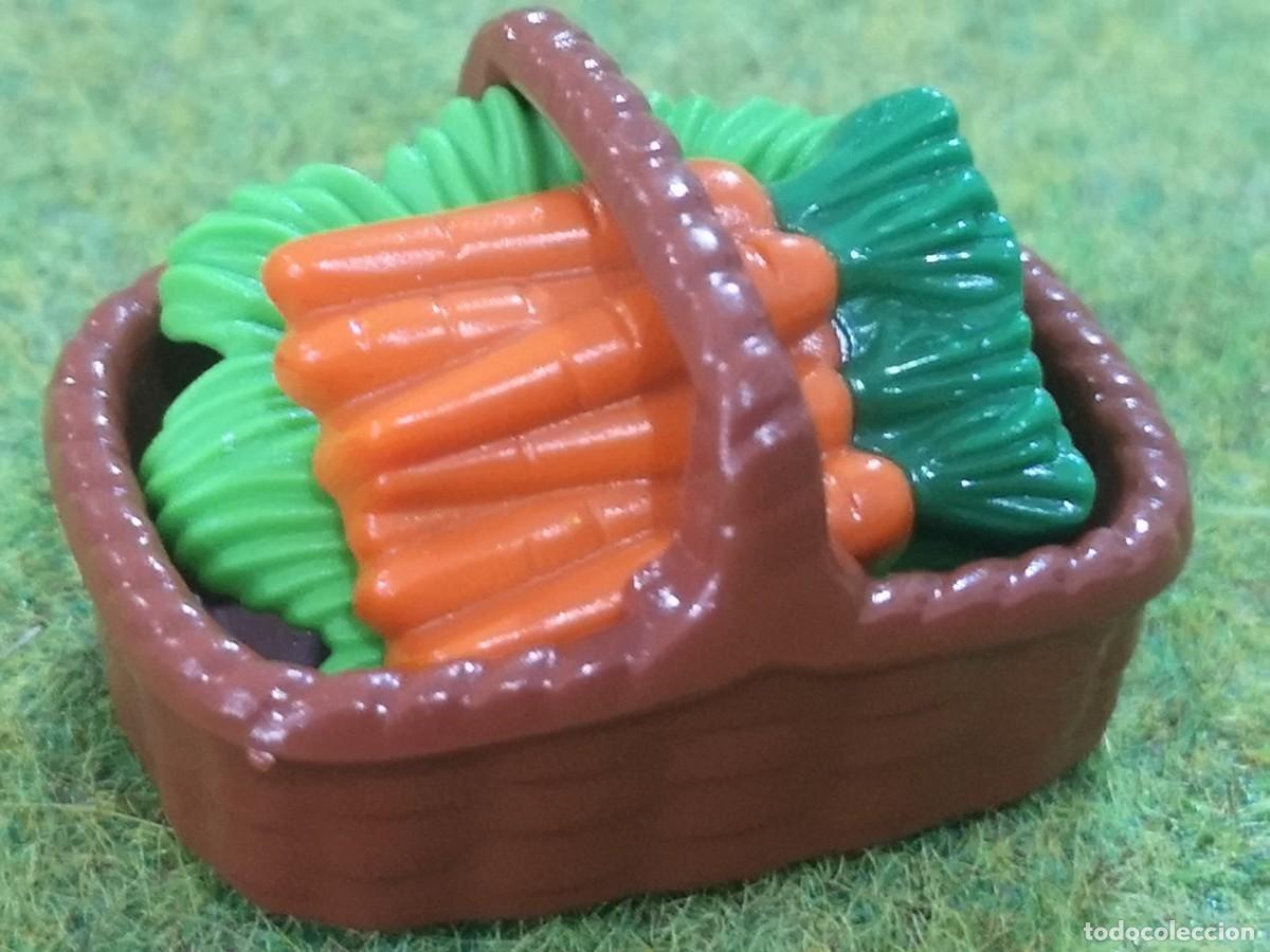 Playmobil: Playmobil mercado cesto compra marr&oacute;n comida zanahorias belen pesebre Ram
