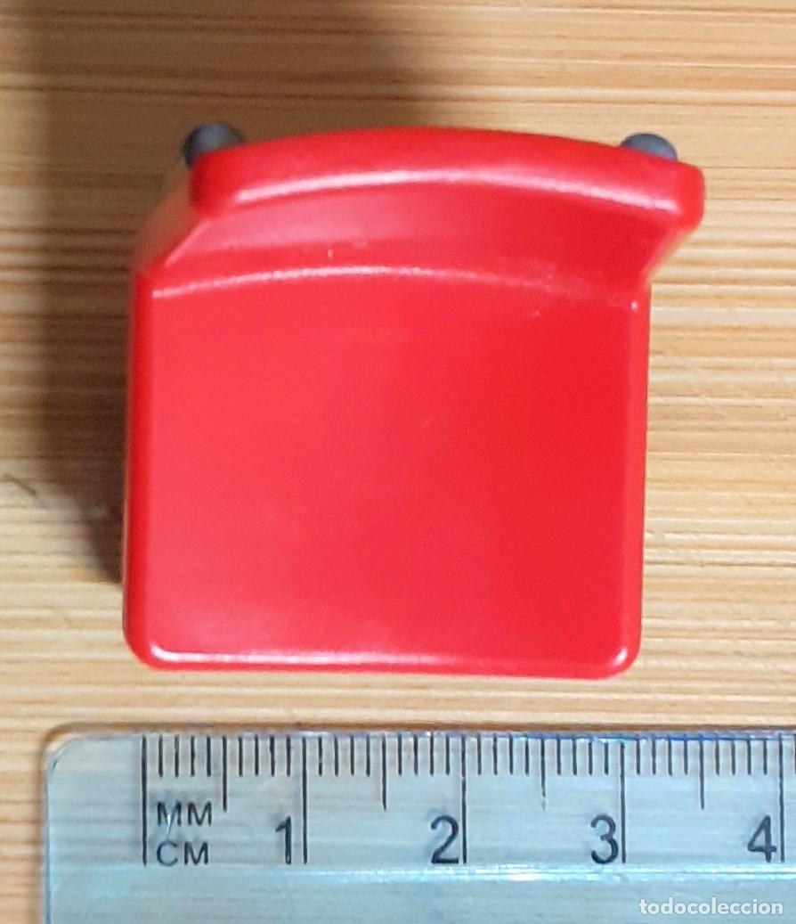 Playmobil: FIGURA PLAYMOBIL SILLA - Foto 2