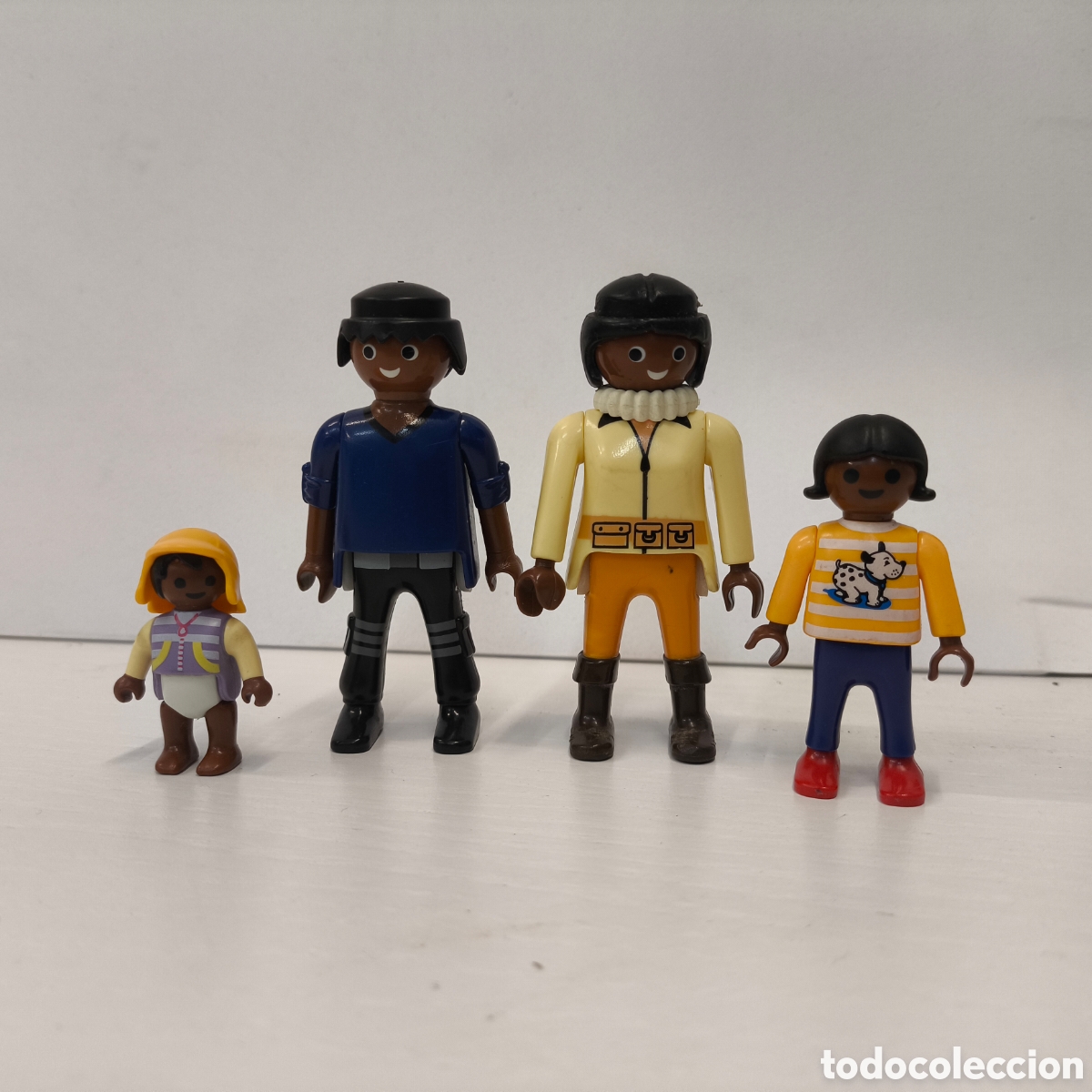 Playmobil: Playmobil familia de color