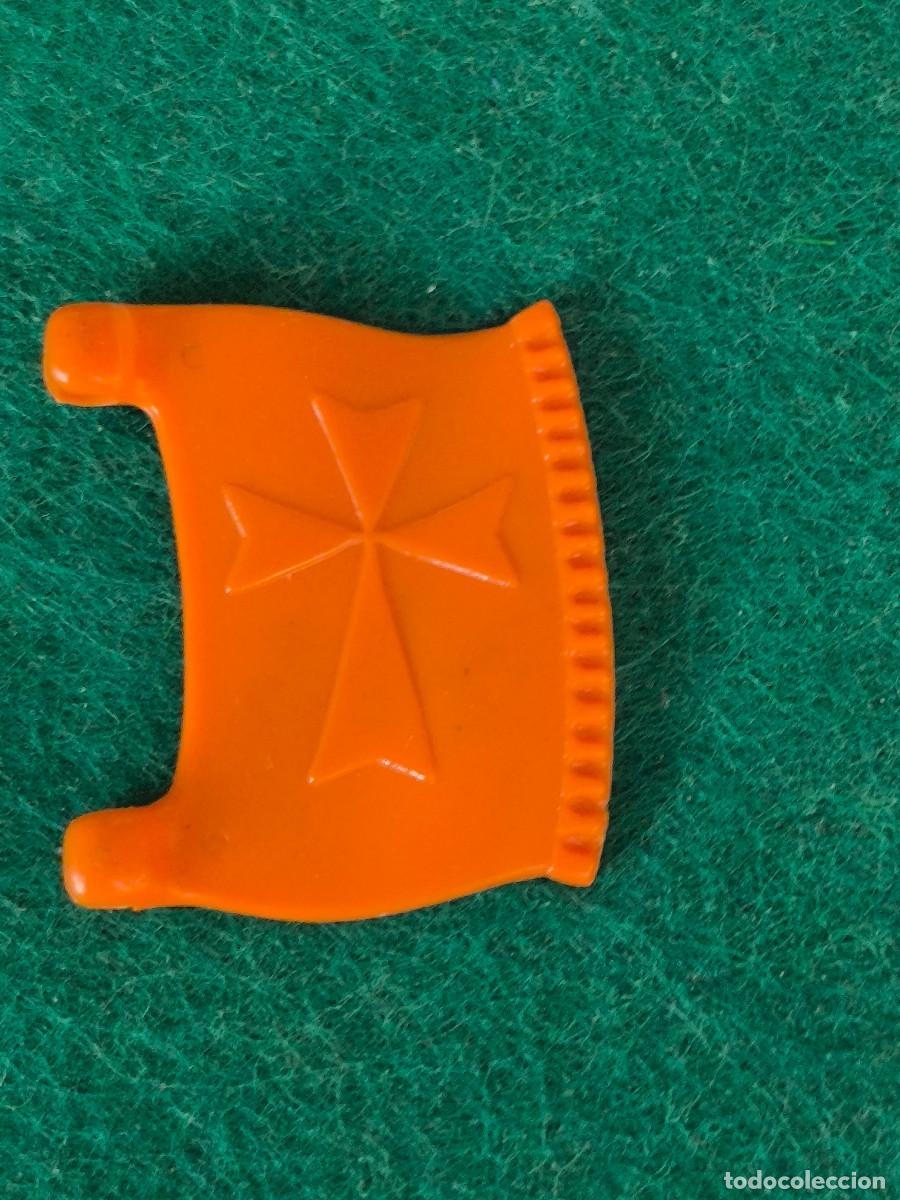 Playmobil: Playmobil bandera naranja cruz de Malta primera &eacute;poca castillo medieval torneo vikingos romanos