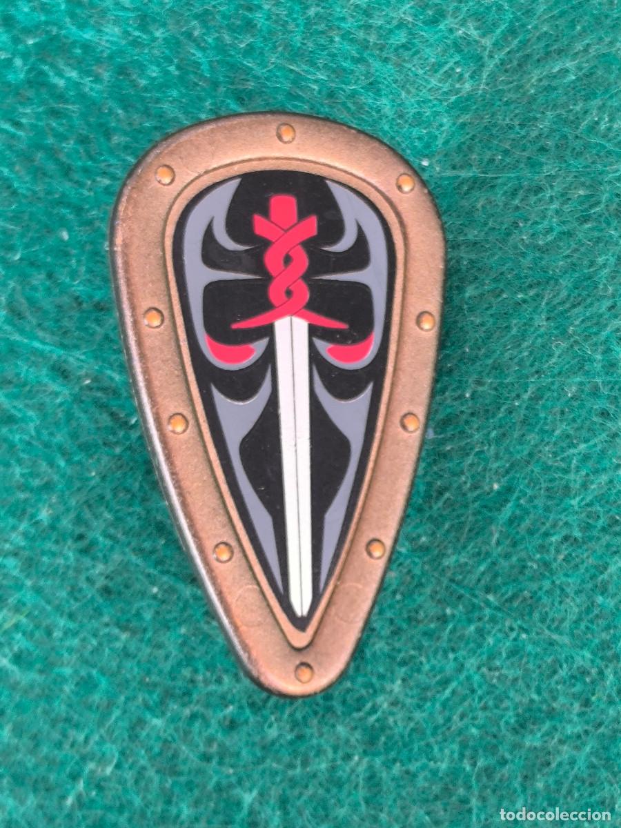 Playmobil: Playmobil escudo cometa normando medieval espada roja bronce gris vikingos romanos castillo