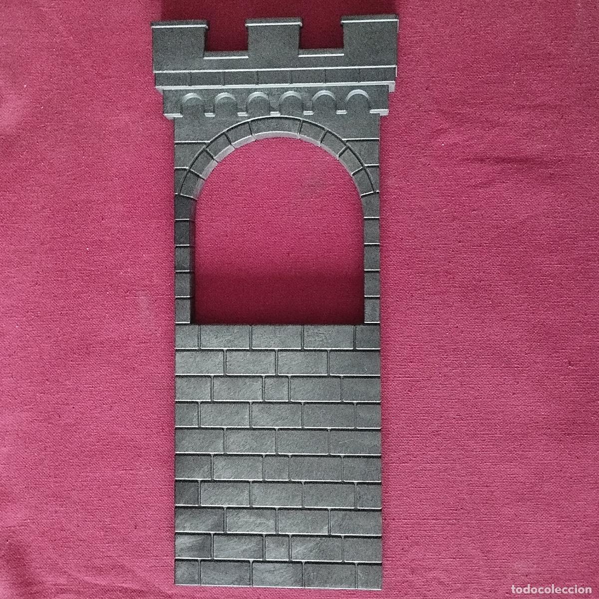 Playmobil: LATERAL DE TORRE DE CASTILLO CON VENTANA GRANDE - PLAYMOBIL