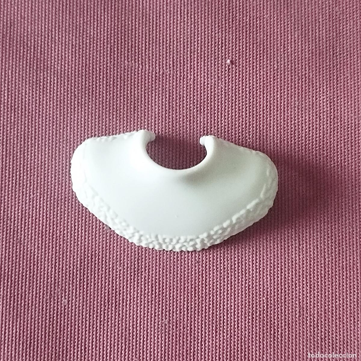 Playmobil: VESTIMENTE PARA CUELLO - PLAYMOBIL