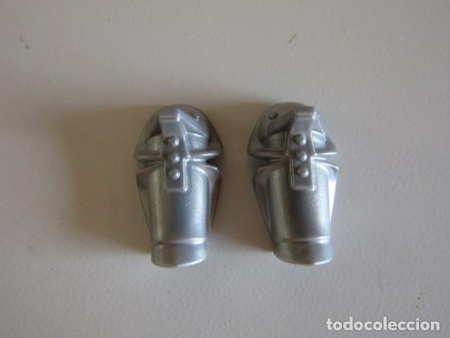 Playmobil: DIFICIL PAREJA DE 2 ARMADURAS DE BRAZO PLATEADAS GUERRERO MEDIEVAL PLAYMOBIL