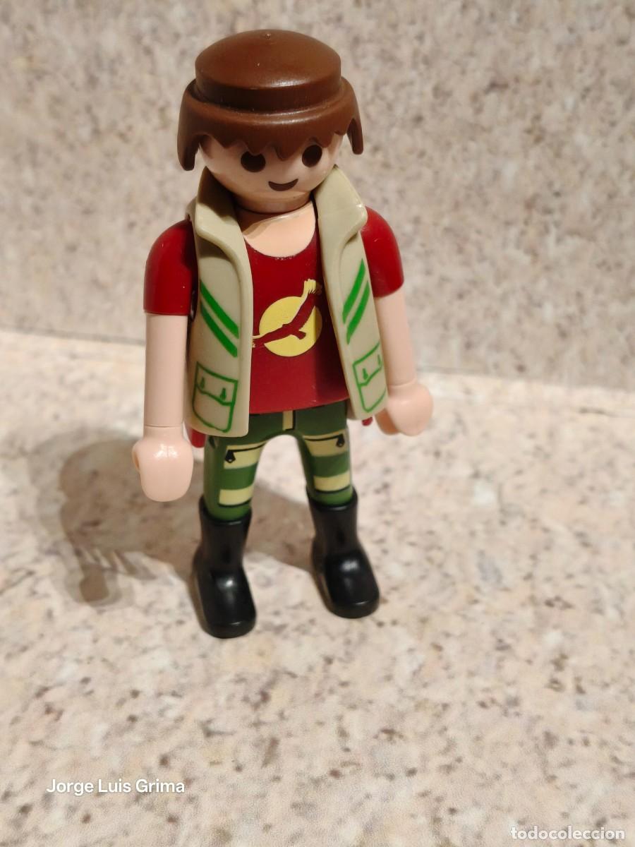 Playmobil: PLAYMOBIL FIGURA HOMBRE REVISTA 30794843
