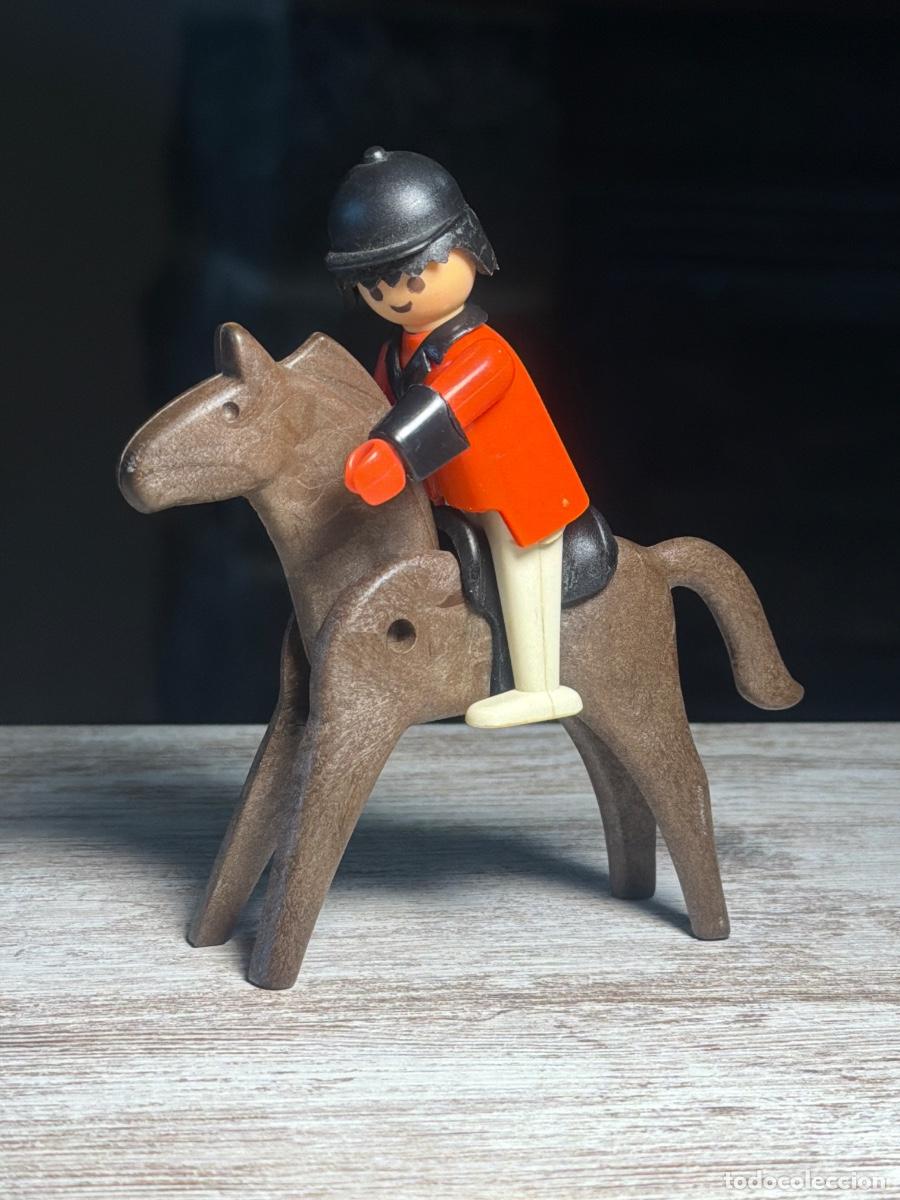 Playmobil: Figura mu&ntilde;eco Jinete con Caballo H&iacute;pica Vintage 1974 Accesorio Complemento Playmobil