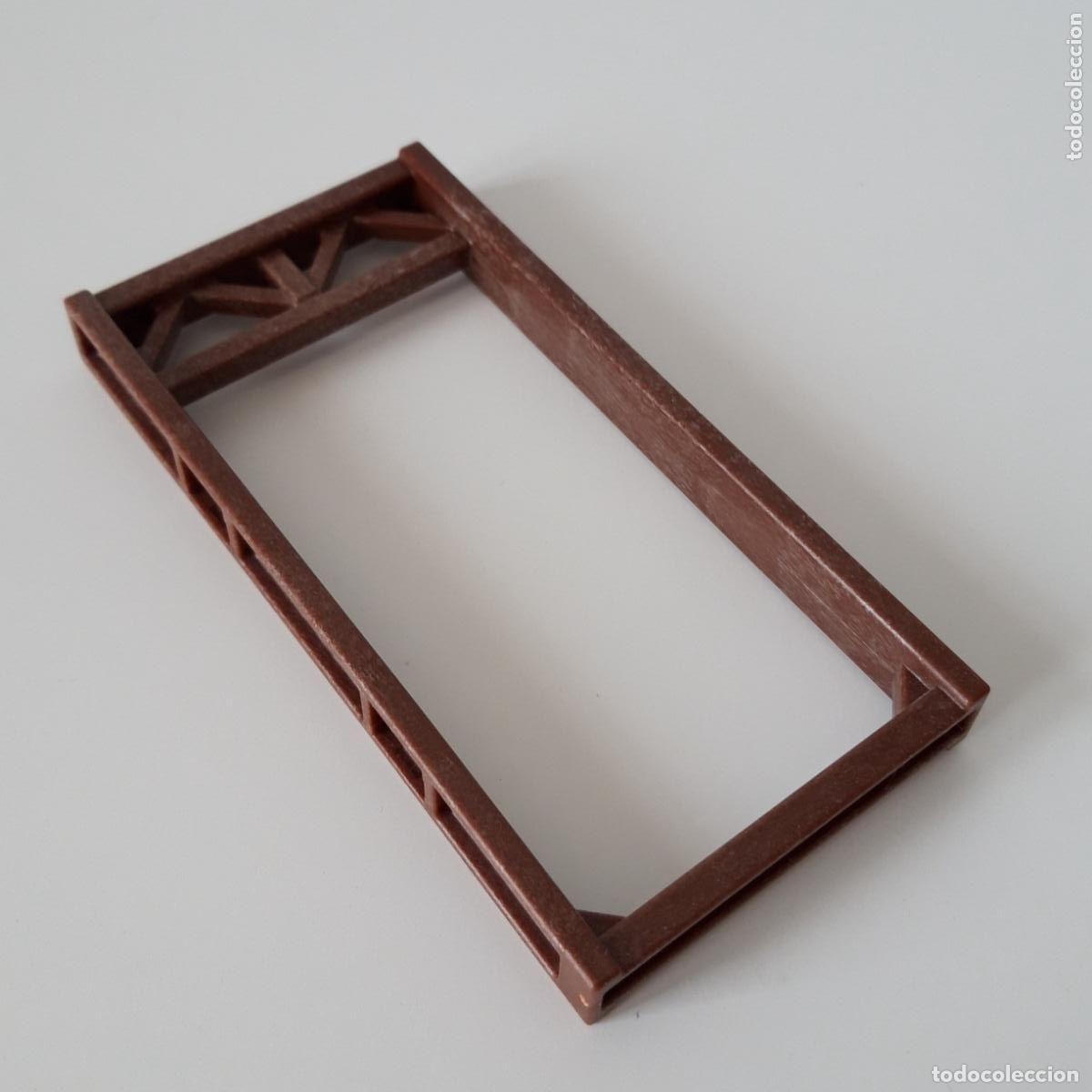 Playmobil: PLAYMOBIL BASTIDOR MARR&Oacute;N PUERTA 3268