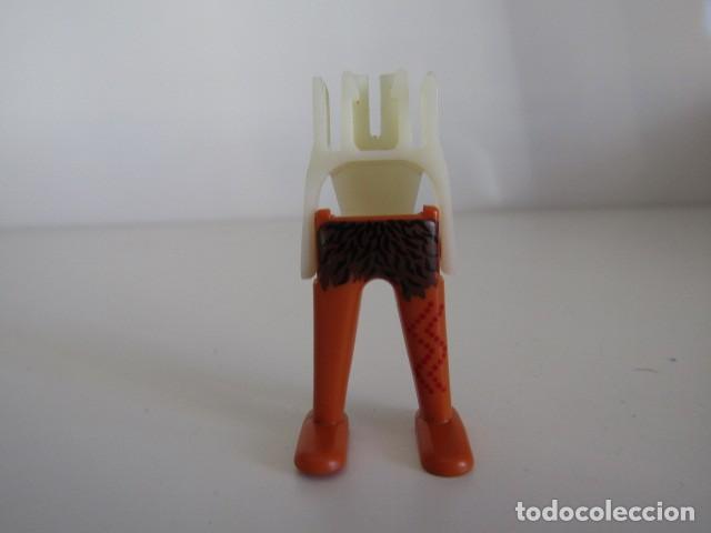 Playmobil: DIFICIL LOTE DE PIERNAS Y CUERPO PARA TROGLODITA CUSTOM PLAYMOBIL