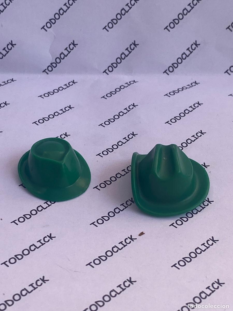 Playmobil: Playmobil gorros verdes (pedido m&iacute;nimo 5&euro;)