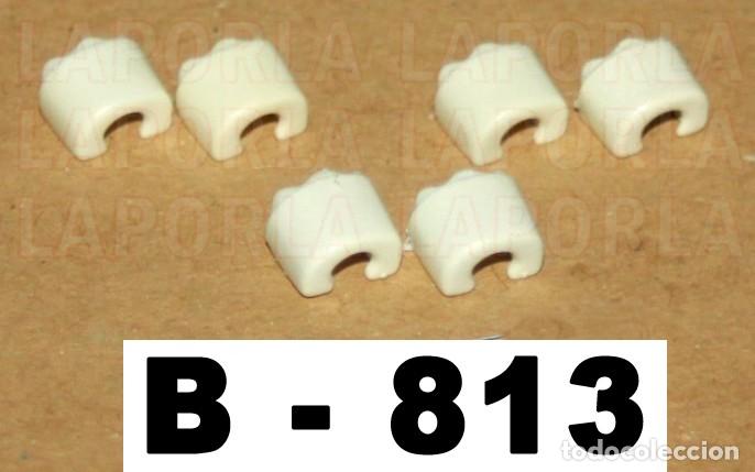 Playmobil: PLAYMOBIL 6 MU&Ntilde;EQUERAS CON FLECOS ENCAJE BLANCAS (3 PARES) - MEDIEVAL ESCRITOR PR&Iacute;NCIPE (B-813)