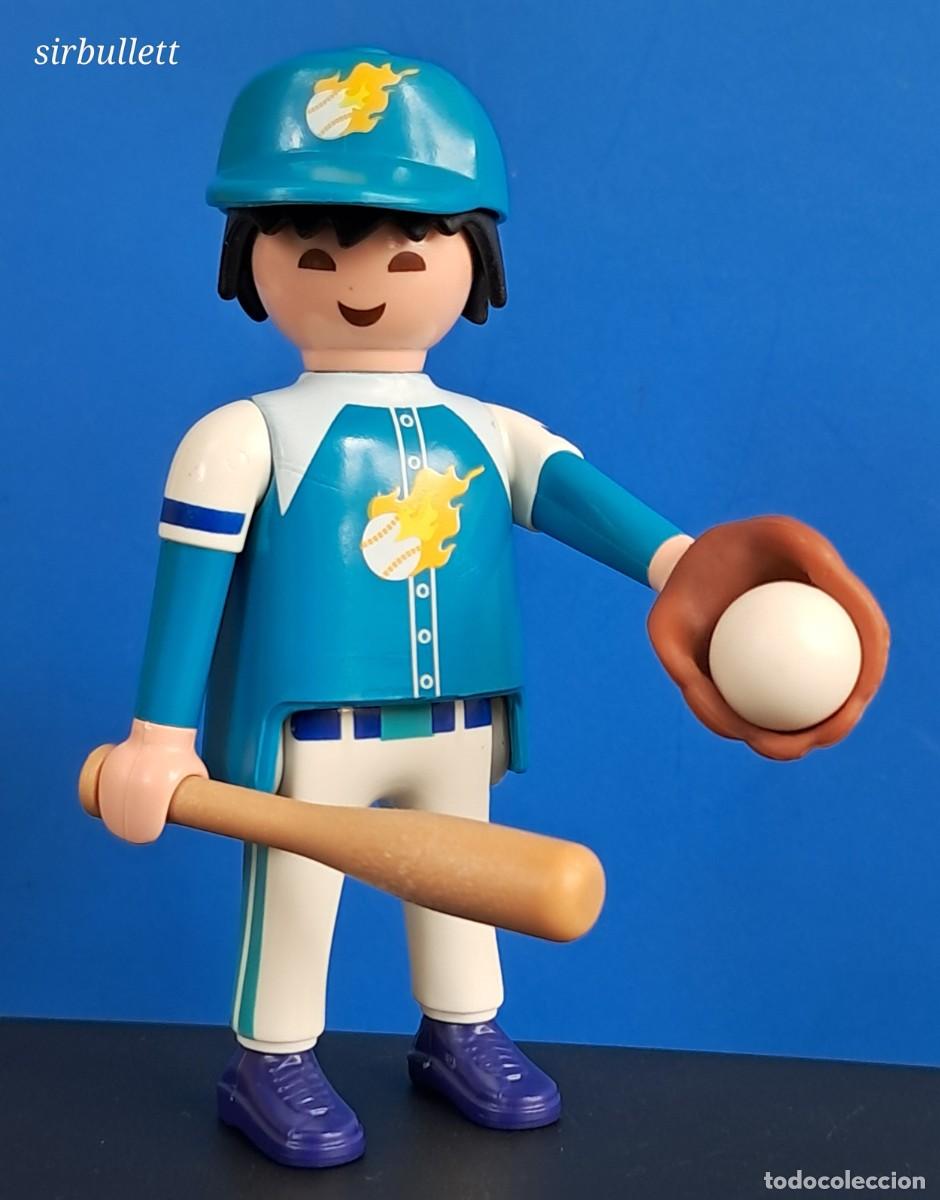 Playmobil: Figura hombre jugador de b&eacute;isbol. Serie 16. Playmobil.