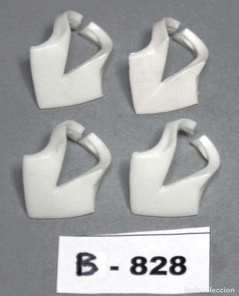 Playmobil: PLAYMOBIL 4 CUELLOS CL&Aacute;SICOS BLANCOS CON SOLAPAS (B-828)