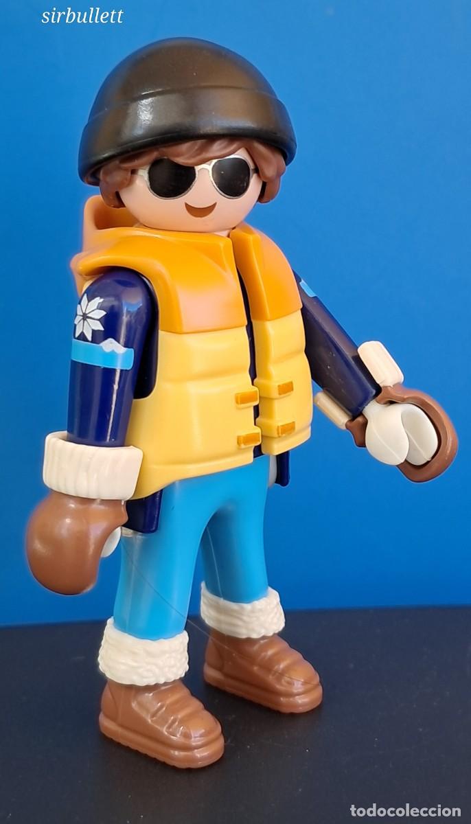 Playmobil: Figura hombre abrigado. Playmobil.