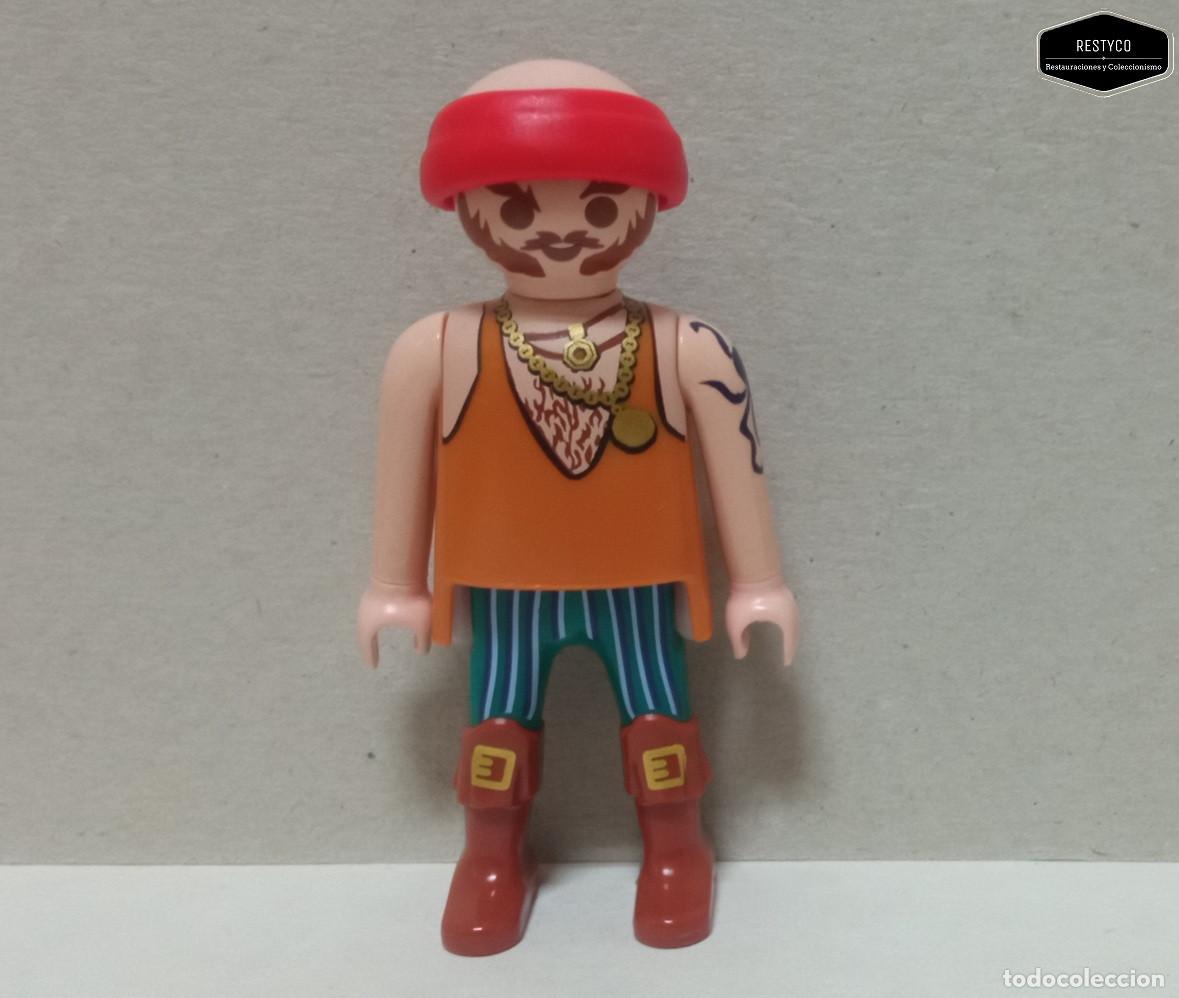 Playmobil: Playmobil - Figura Personaje Pirata Calvo Tatuado