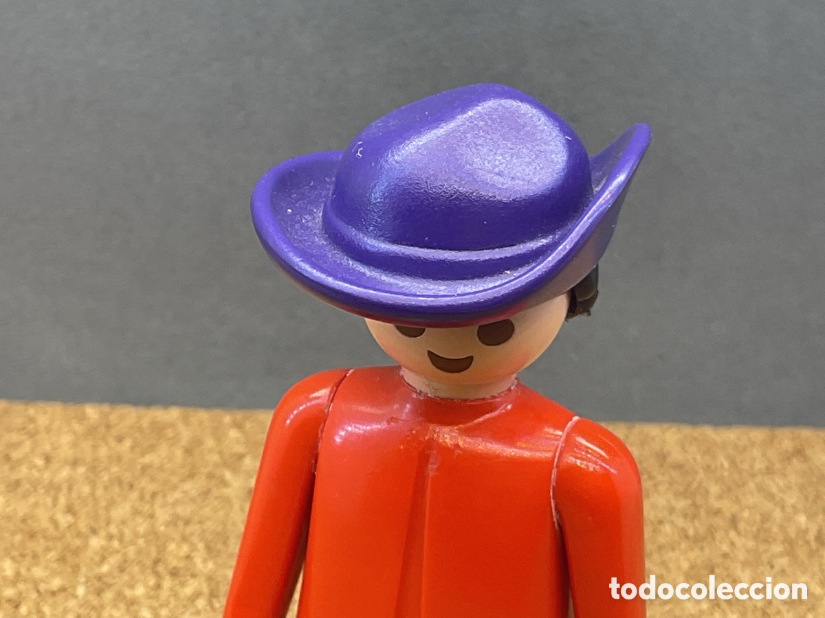 Playmobil: ACCESORIO PLAYMOBIL . SOMBRERO COLOR MORADO REF OESTE.