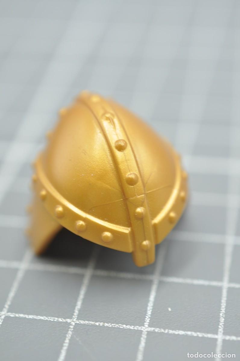 Playmobil: CJ0520 Playmobil, casco yelmo dorado 6006 6379