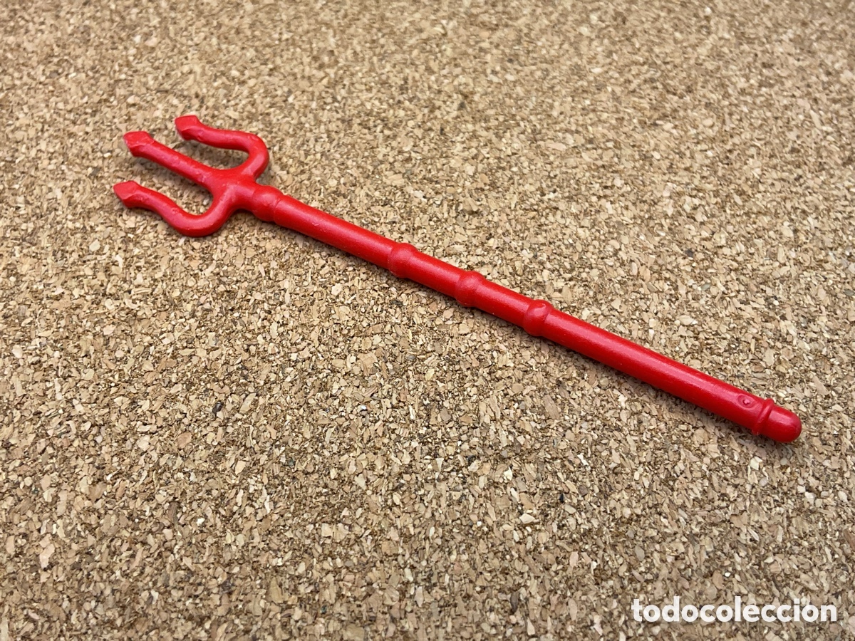 Playmobil: ACCESORIO PLAYMOBIL. TRIDENTE COLOR ROJO. REF ANGEL, DEMONIO, HALLOWEN, ETC