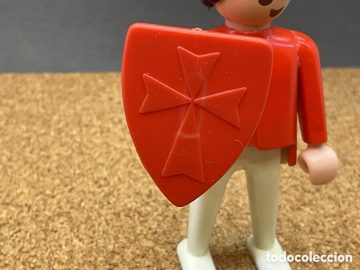 Playmobil: ACCESORIO PLAYMOBIL. ANTIGUO ESCUDO FAMOBIL. REF MEDIEVOLO