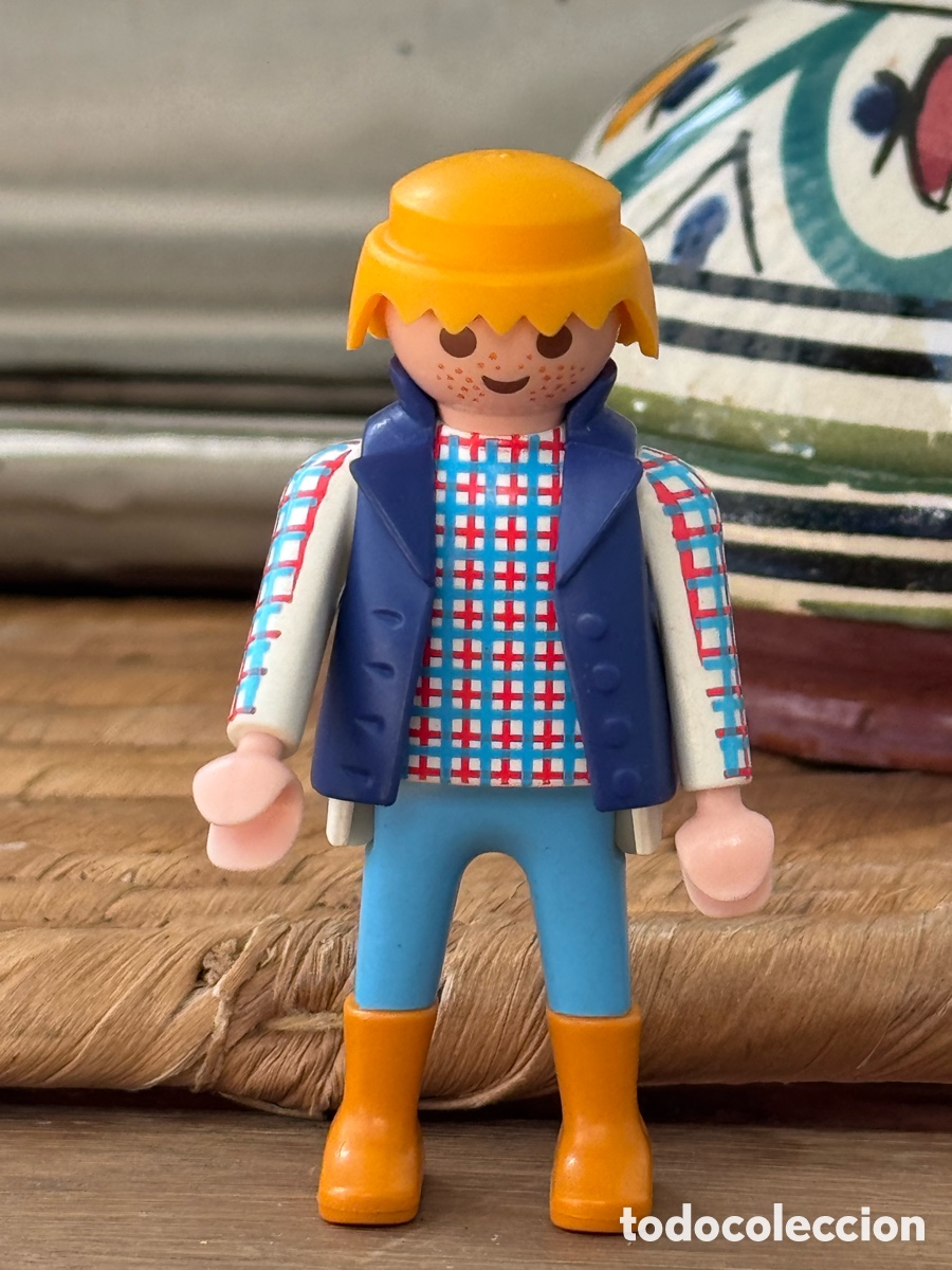 Playmobil: Figura Playmobil con chaleco - Foto 1