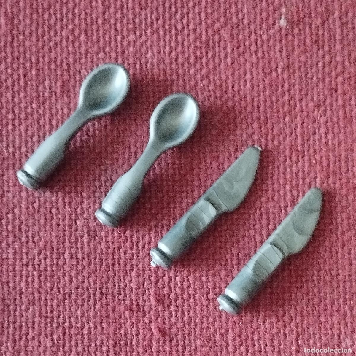 Playmobil: 4 CUBIERTOS - 2 CUCHARAS Y 2 CUCHILLOS - PLAYMOBIL