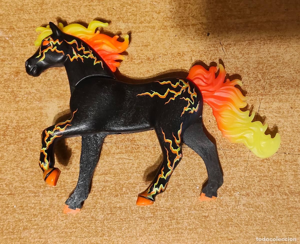 Playmobil: PLAYMOBIL CABALLO Novelmore 71213 Burnham Raiders Caballero de Fuego - SET 71213