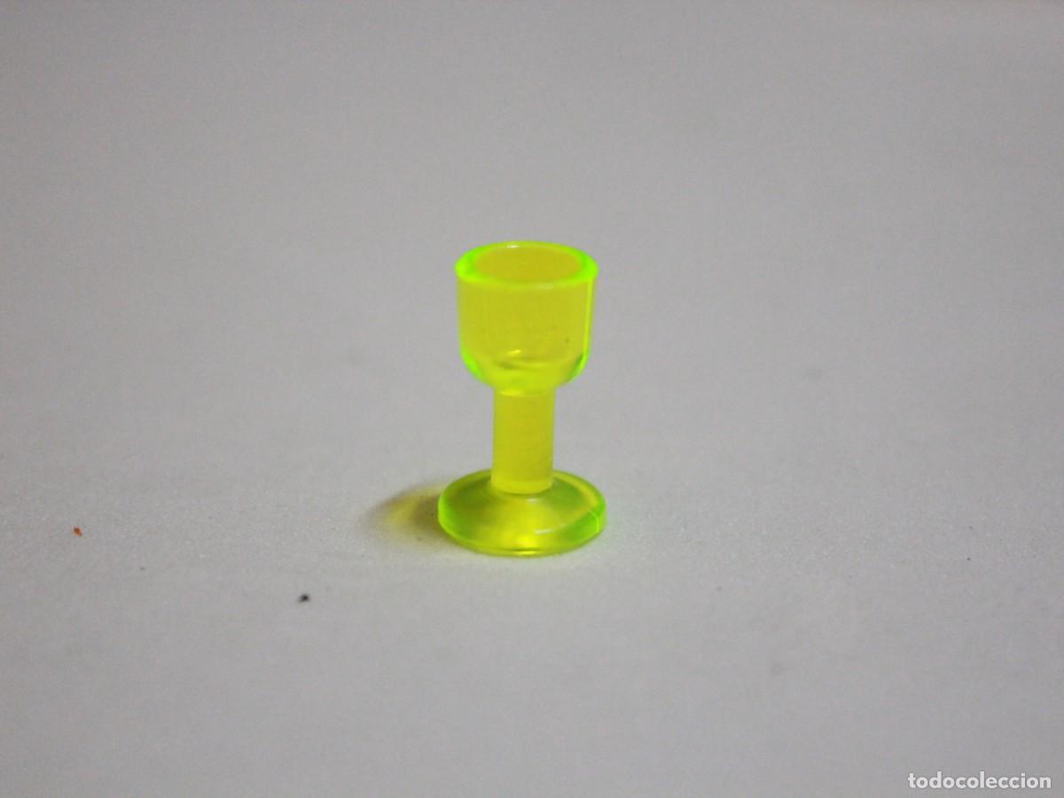 Playmobil: Accesorio playmobil copa c&aacute;liz verde transparente fluorescente