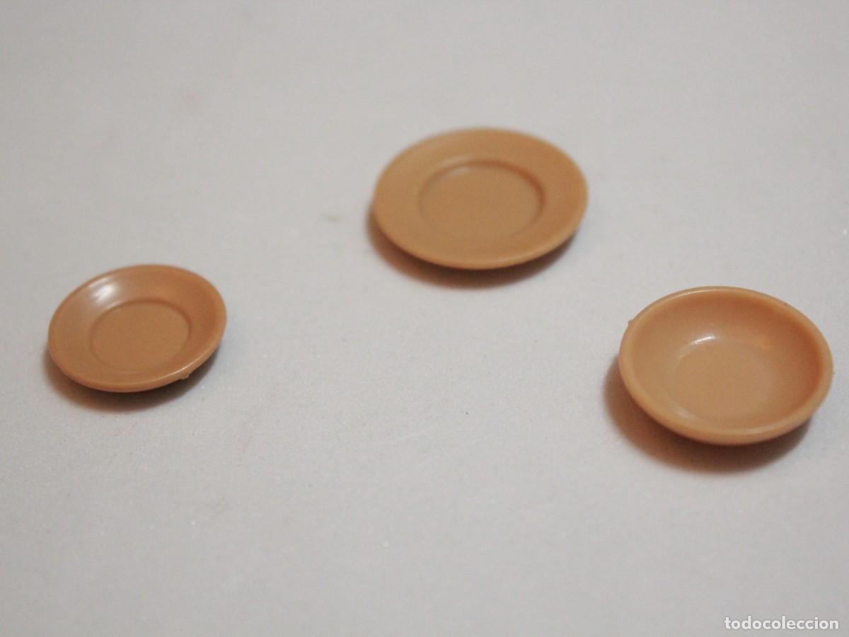 Playmobil: Accesorio playmobil platos y fuente beige cocina comedor lote 3 piezas