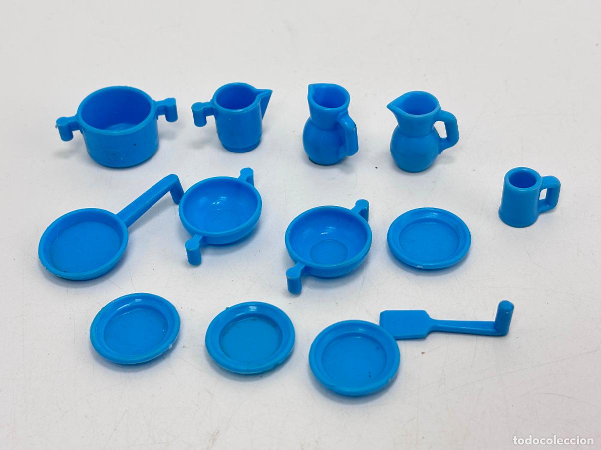 Playmobil: Playmobil lote jarra plato cazo azul primera &eacute;poca