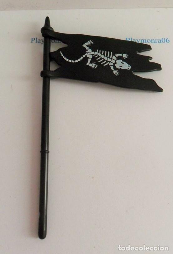 Playmobil: PLAYMOBIL P004 BANDERA ESTANDARTE NEGRA CON ESQUELETO DE LAGARTO