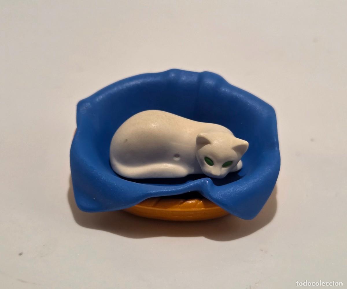Playmobil: PLAYMOBIL GATO BLANCO CAMA