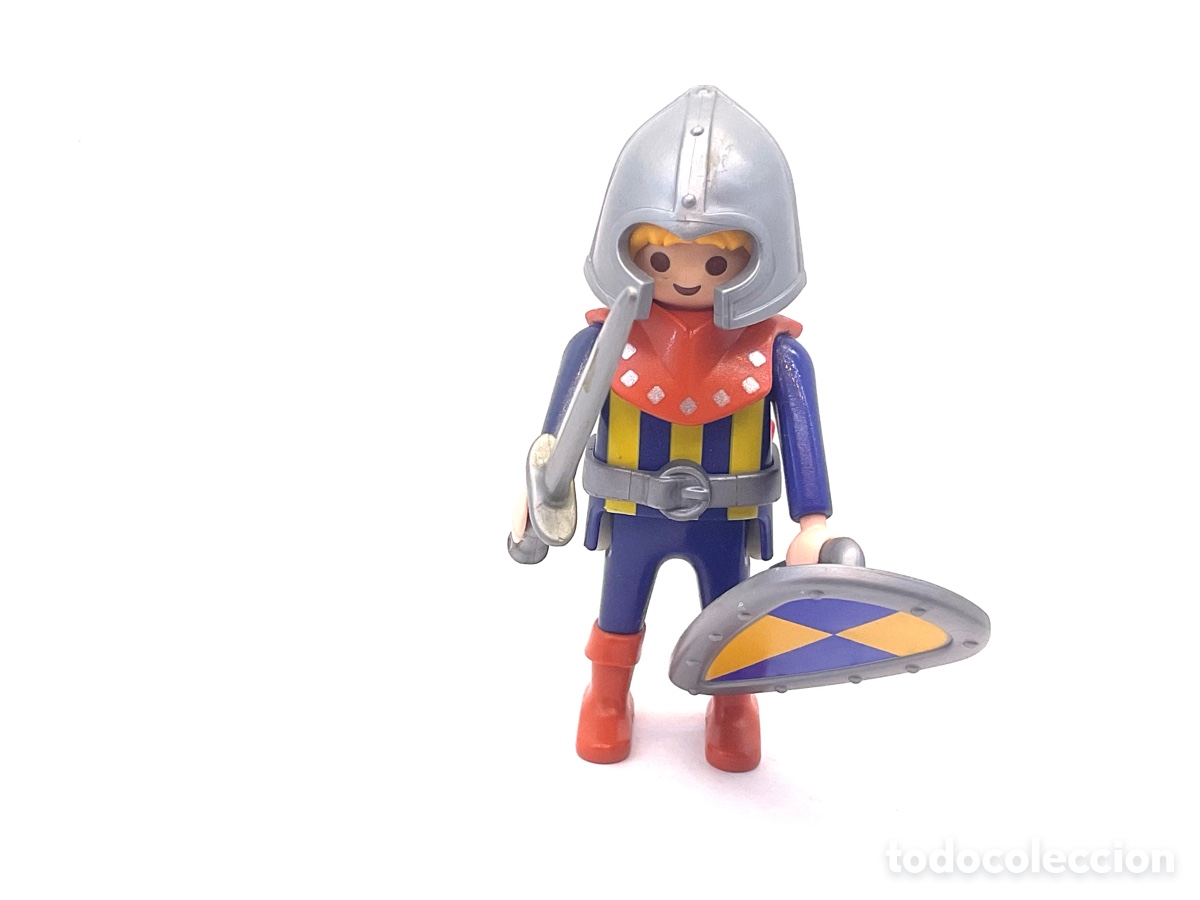 Playmobil: FIGURA PLAYMOBIL. CABALLERO MEDIEVAL CON ESPADA Y ESCUDO.