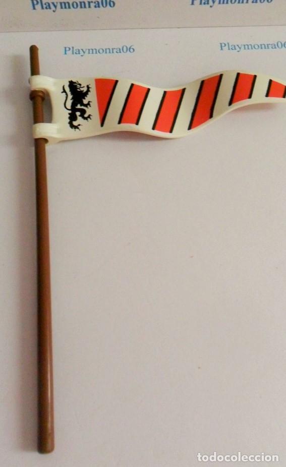 Playmobil: PLAYMOBIL P004 BANDERA ESTANDARTE BANDERIN MEDIEVAL LEON RAYAS ROJAS FONDO BLANCO Y MASTIL