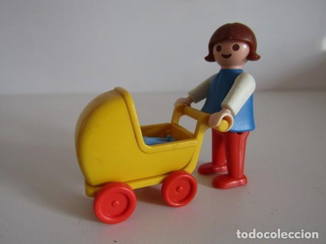 Playmobil: DIFICIL NI&Ntilde;A ANTIGUA CON CARRITO MU&Ntilde;ECA Y MU&Ntilde;ECA PLAYMOBIL