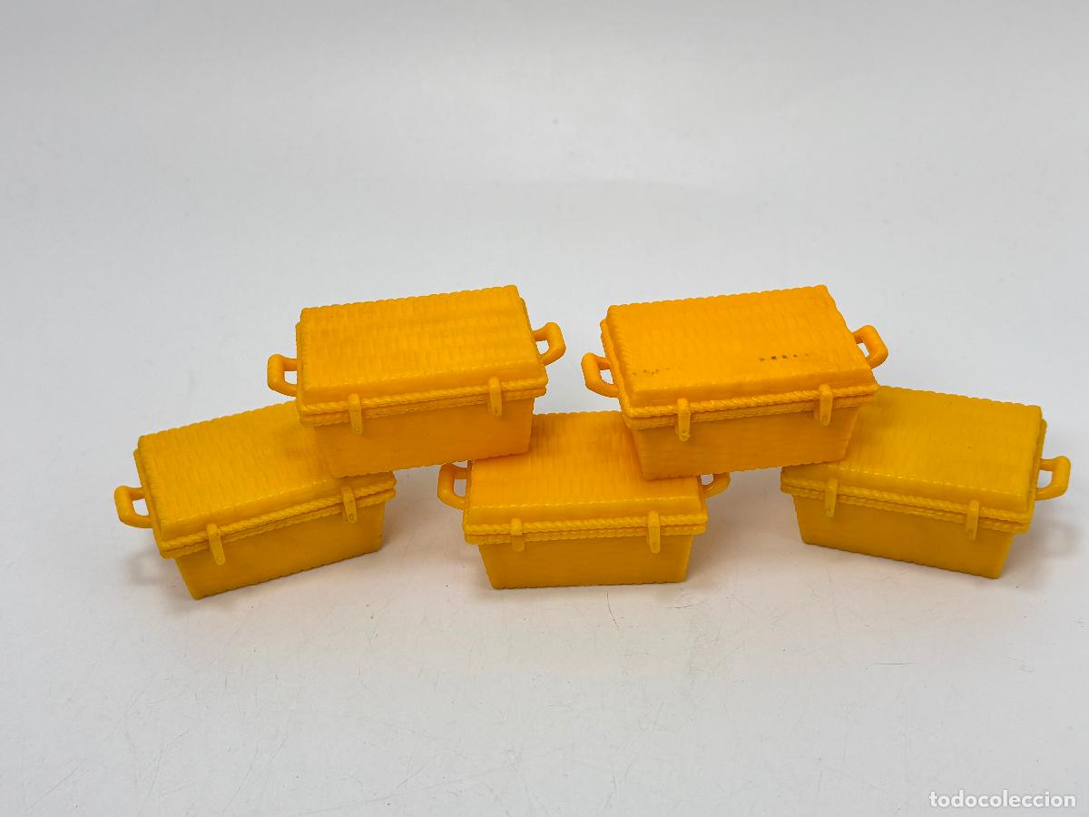 Playmobil: Playmobil lote ba&uacute;l amarillo oeste