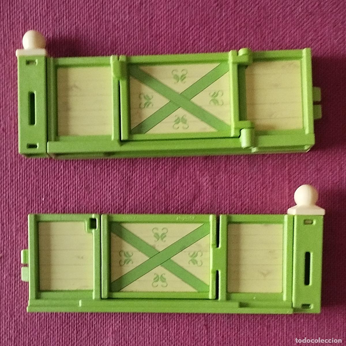 Playmobil: 2 VALLAS VERDES Y AMARILLAS CON PUERTA - PLAYMOBIL