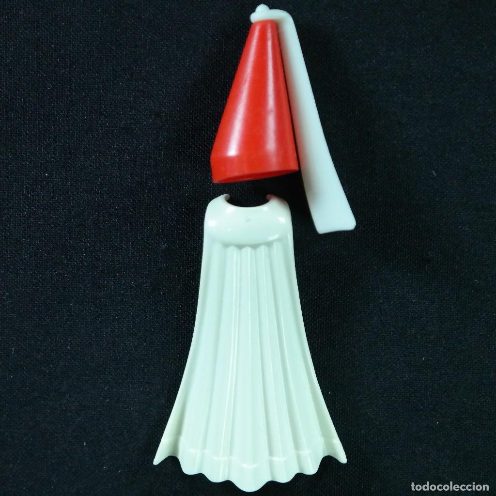 Playmobil: Playmobil capa blanca con solmbrero con velo ☼