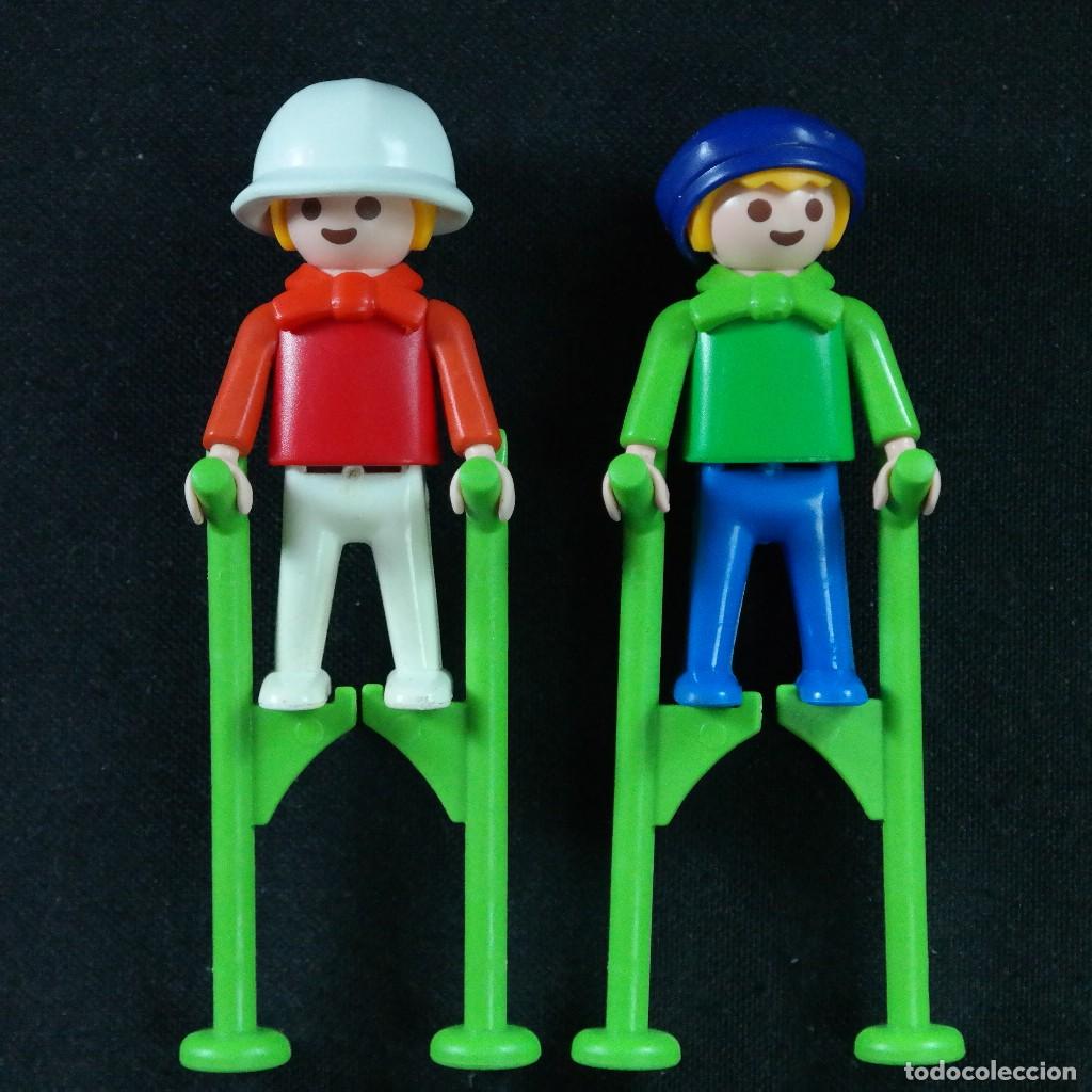 Playmobil: Playmobil dos ninos con zancos ☼