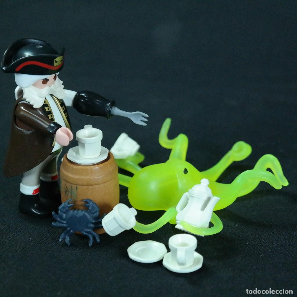 Playmobil: Playmobil pirata con pulpo tomando te☼