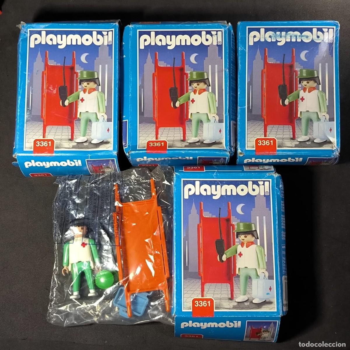 Playmobil: Playmobil 4 enfermeros ref.3361 con cajas Antex ☼