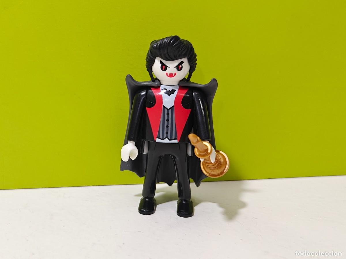 Playmobil: playmobil figura hombre vampiro-Dr&aacute;cula, terror, castillo, halloween, victoriano, medieval, city...
