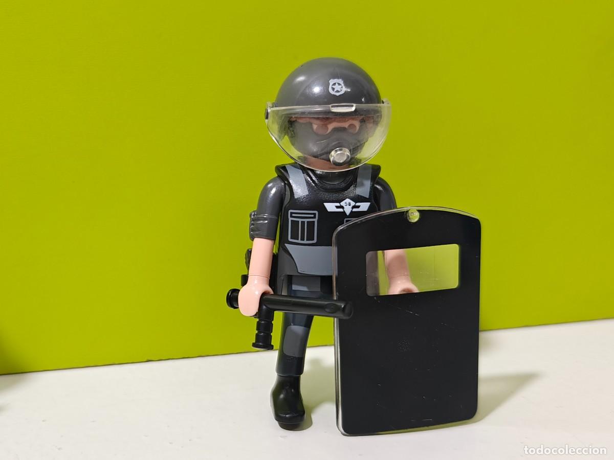 Playmobil: playmobil figura hombre polic&iacute;a antidisturbios, comisar&iacute;a, c&aacute;rcel, ladrones, cuartel, city...