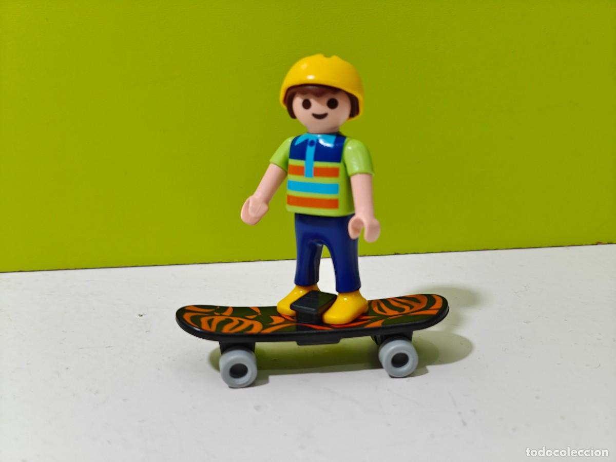 Playmobil: playmobil figura ni&ntilde;o en skate-monopat&iacute;n, colegio, parque, feria, guarder&iacute;a, city, hospital, zoo.